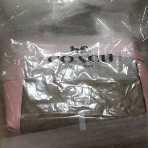 Coach hand purse